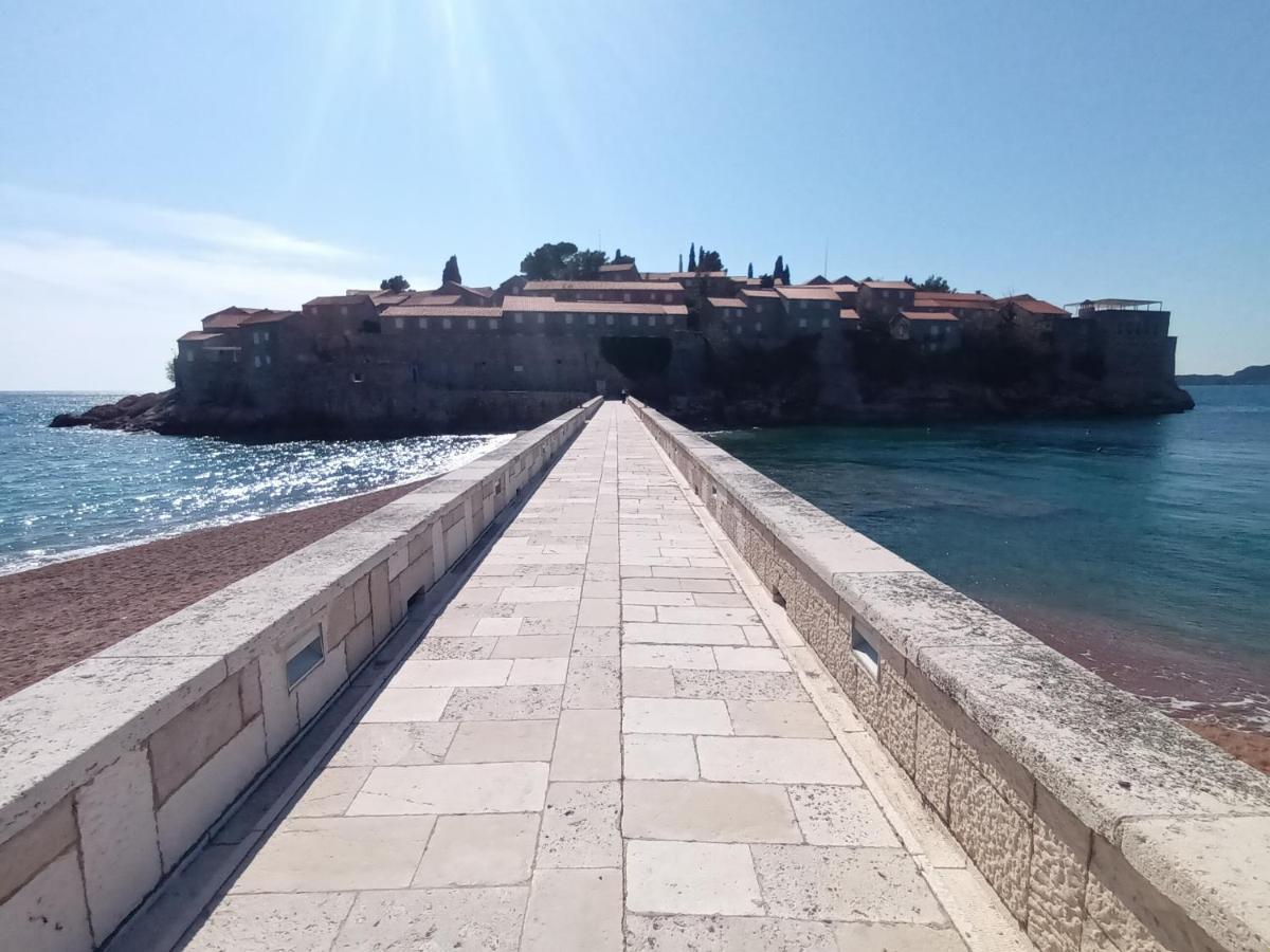 Sveti Stefan- Apartment Dora Exterior photo